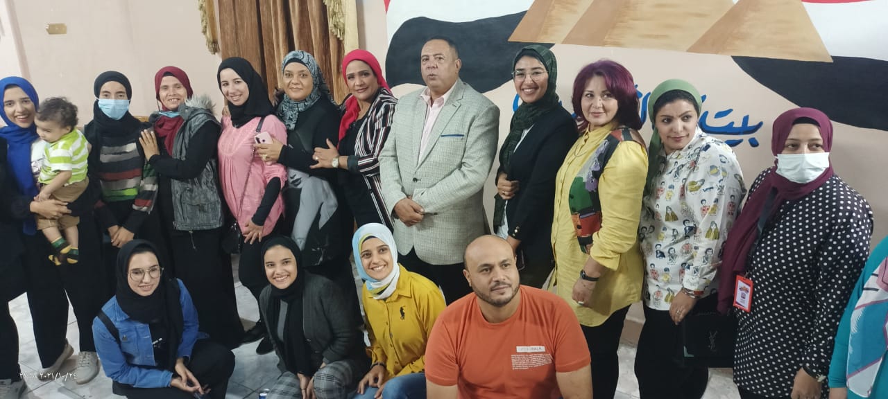 فاعليات اليوم الأول لدورة التنمية البشرية لحزب الحركة الوطنية المصرية بالسويس