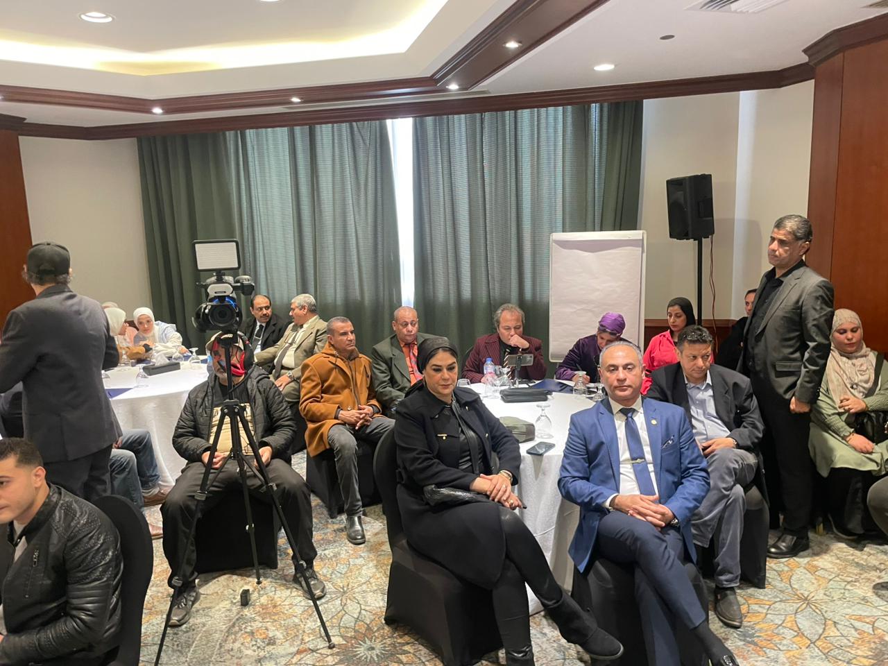  ندوة «رسالة السلام» حول أهمية الحفاظ على الأوطان بمعرض القاهرة الدولي للكتاب  (3)