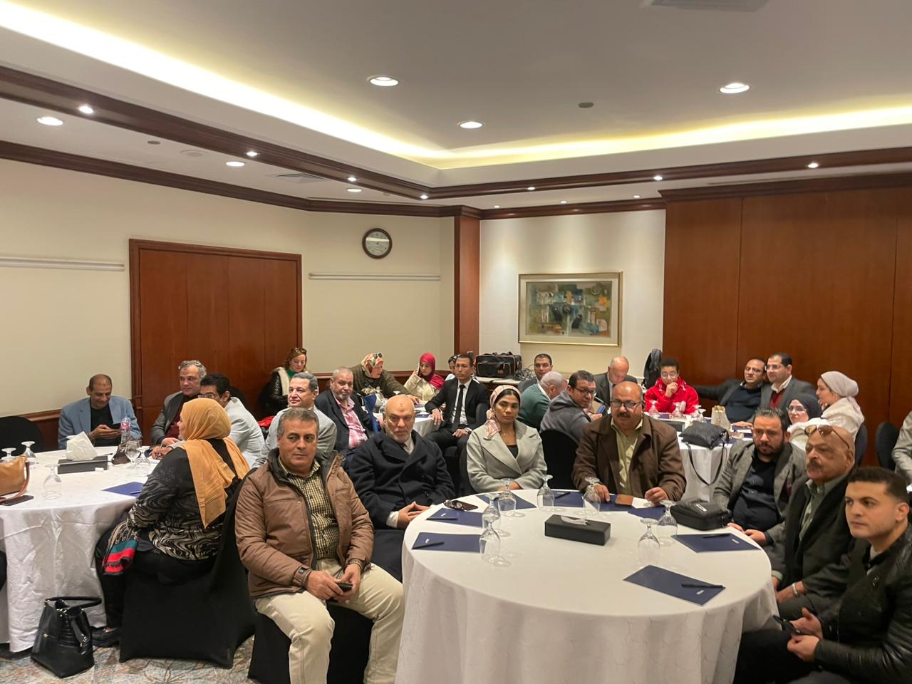  ندوة «رسالة السلام» حول أهمية الحفاظ على الأوطان بمعرض القاهرة الدولي للكتاب  (4)