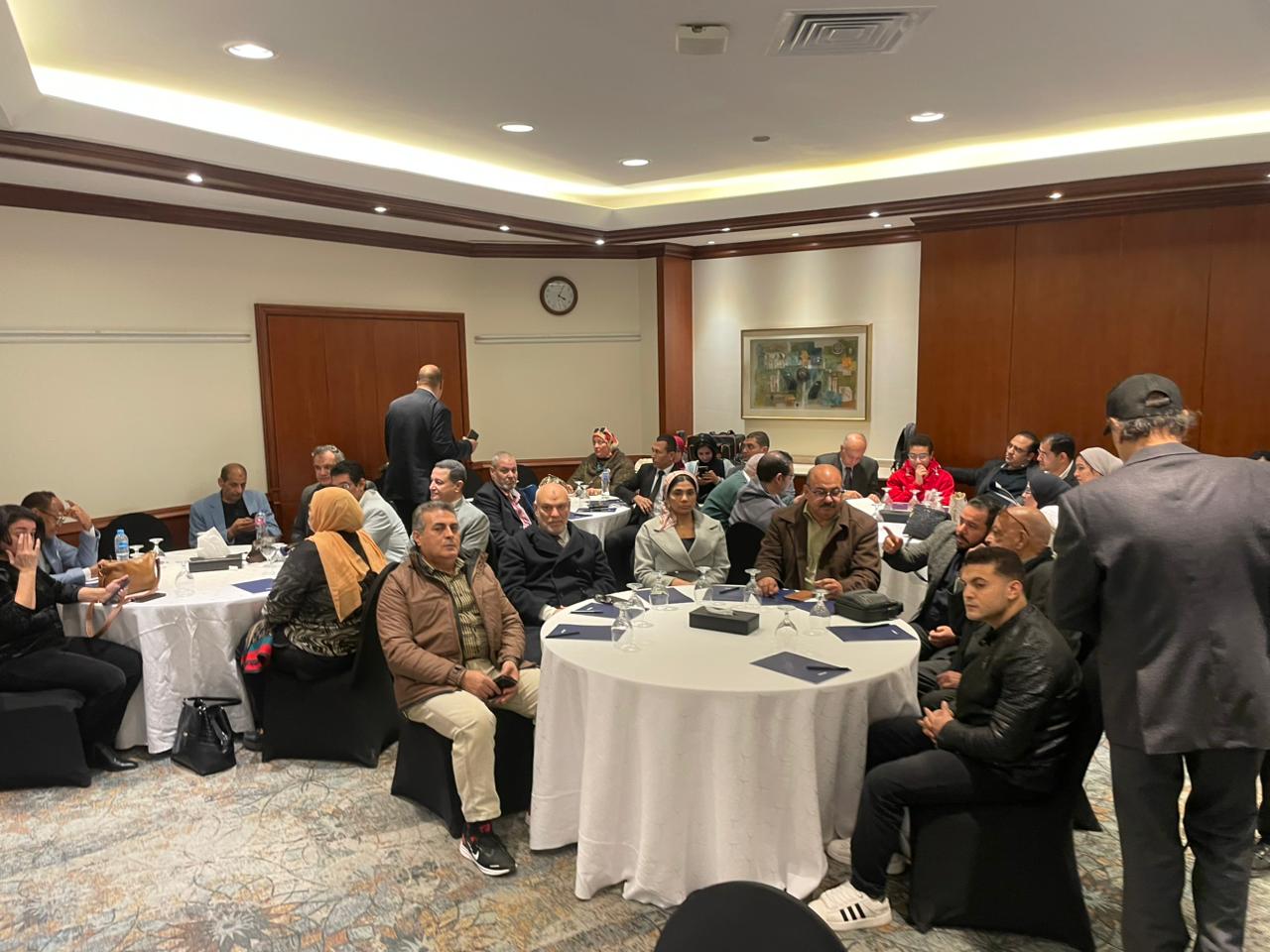  ندوة «رسالة السلام» حول أهمية الحفاظ على الأوطان بمعرض القاهرة الدولي للكتاب  (7)