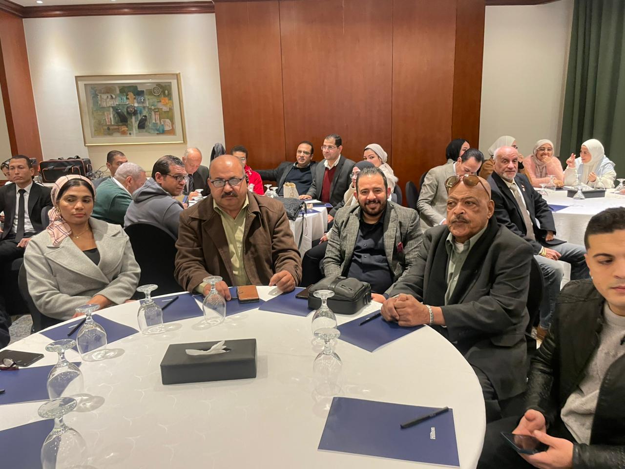  ندوة «رسالة السلام» حول أهمية الحفاظ على الأوطان بمعرض القاهرة الدولي للكتاب  (11)