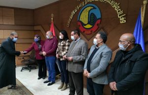 محافظ البحيرة