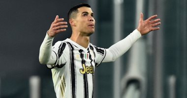 رونالدو الحزين .. الصحف الأسبانية تتهكم على احتمالية عودته للريال .. وتساؤلات حول تاريخ الملكى مع النجوم