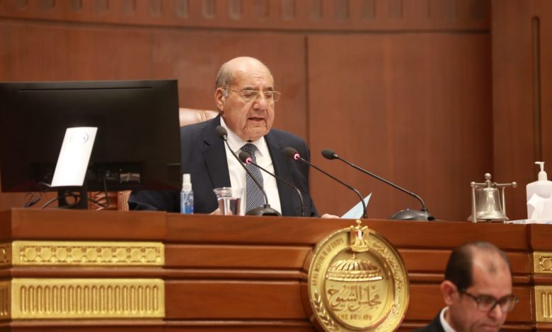 عبدالرزاق يرفع أعمال الجلسة العامة للشيوخ