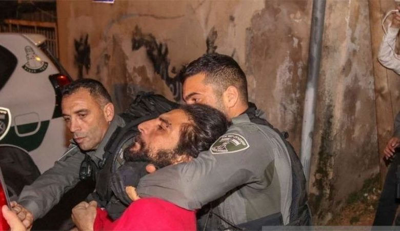 مستوطنون يقتحمون حي الشيخ جراح في القدس