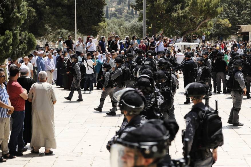 اقتحام الحرم القدسي.. ماذا يحدث في فلسطين؟